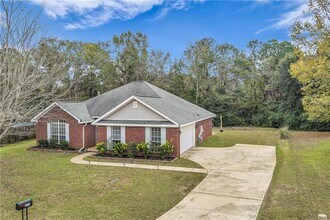 Building Photo - 8171 Woodland Hills Dr