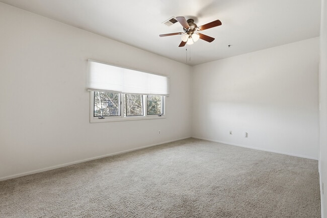 Building Photo - 4501 Regency Dr