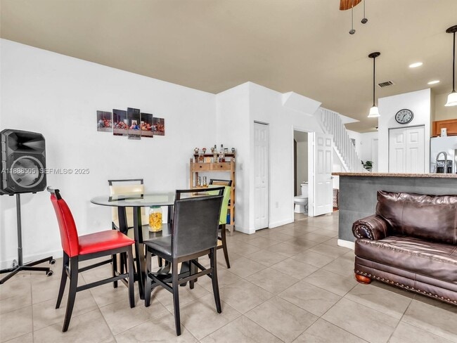 Building Photo - 8926 W 35th Ct