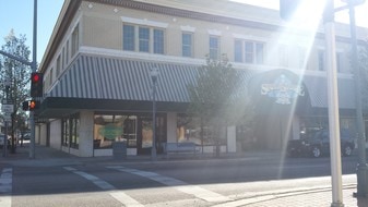 Building Photo - Station Square
