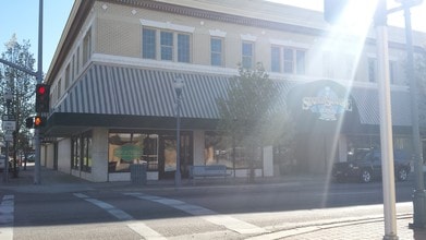 Building Photo - Station Square