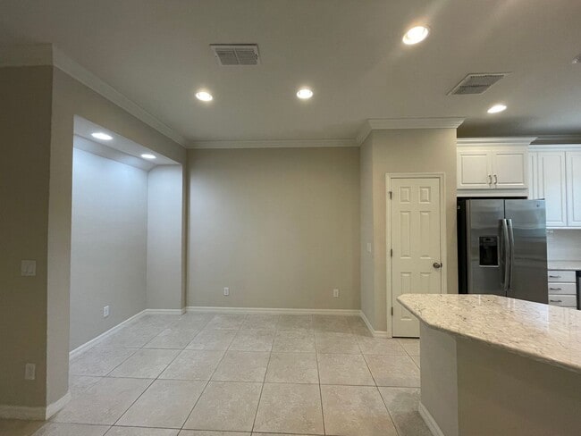 Building Photo - 1061 Amber Leaf Trl