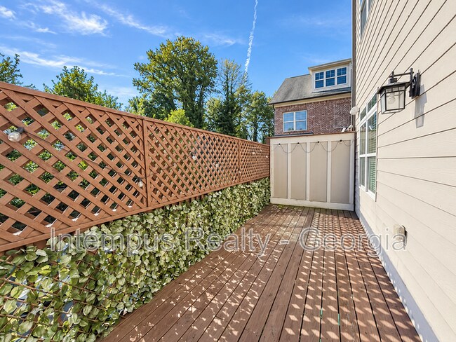 Building Photo - 1260 Stone Castle Cir
