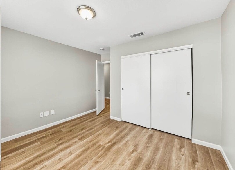 Building Photo - 5228 French Lavender St