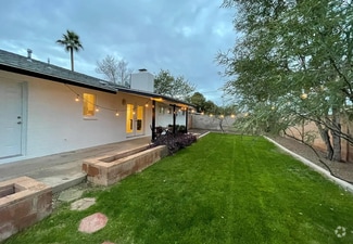 Building Photo - 730 E Granada Dr