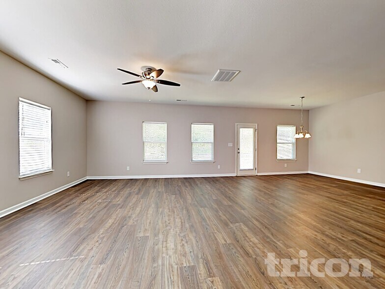 Building Photo - 917 Leatherstone Ln