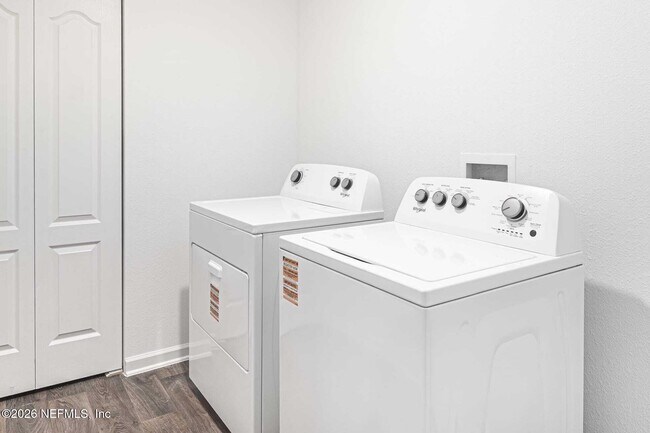 Building Photo - 342 Rio Salado Rd