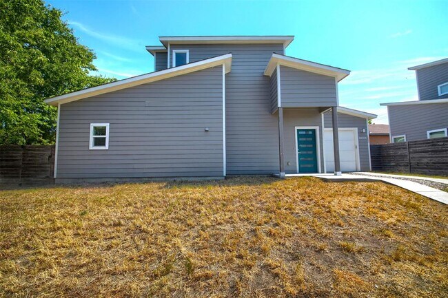 Building Photo - 7600 Carver Ave