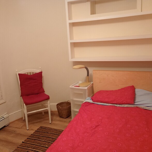 3rd bedroom - 10 Hilliard St
