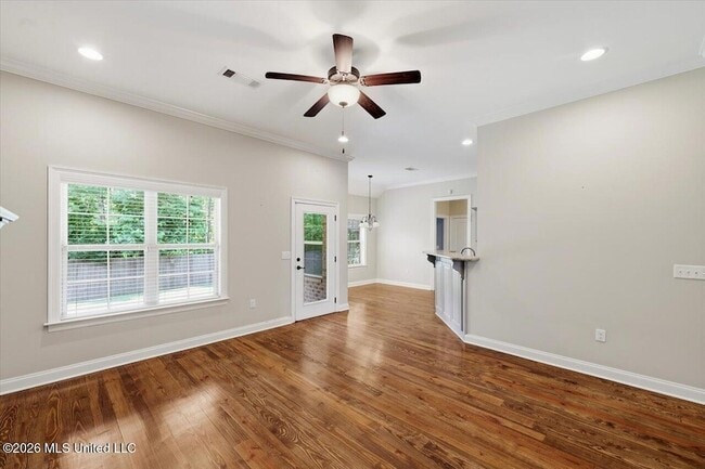 Building Photo - 917 Willow Grande Cir