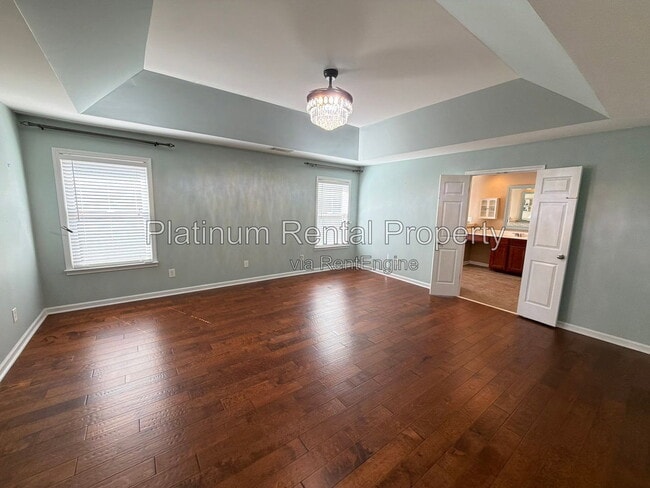 Building Photo - 4315 Avondale Ln