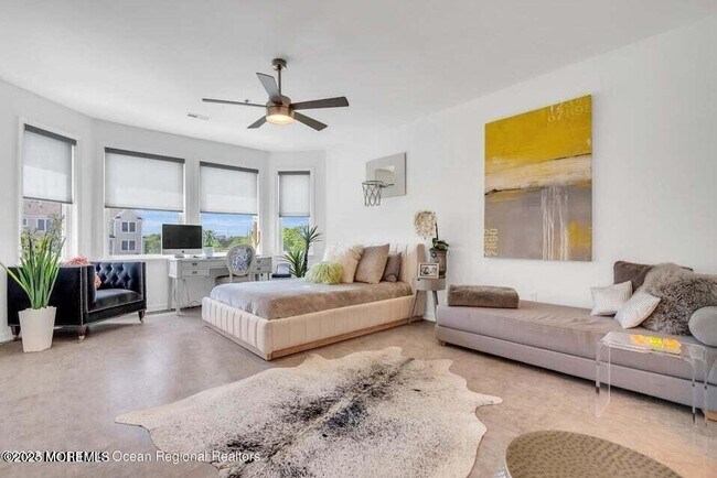 Building Photo - 22 Cooper Ave