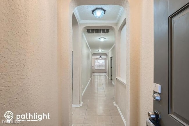 Building Photo - 3 br, 2 bath House - 6526 Palmetto Way UNIT