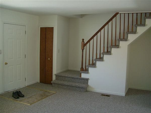 Typical Entry - 4345 W Water St