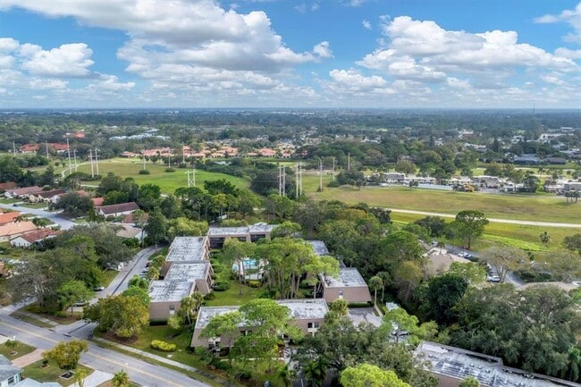 Building Photo - 4602 Ringwood Meadow