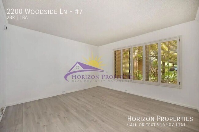Building Photo - 2200 Woodside Ln