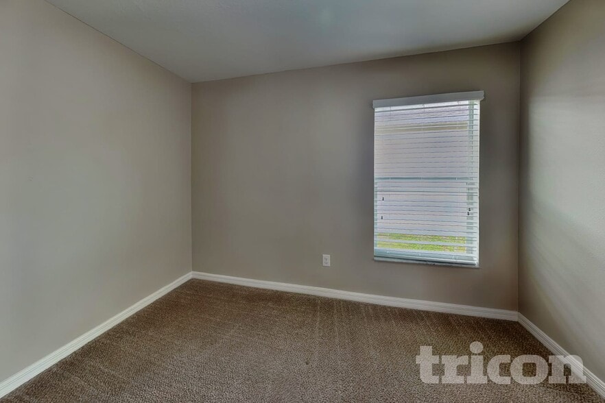Building Photo - 10410 Fairy Moss Ln