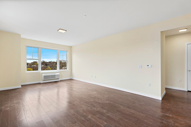 Building Photo - 209 Oakdene Pl