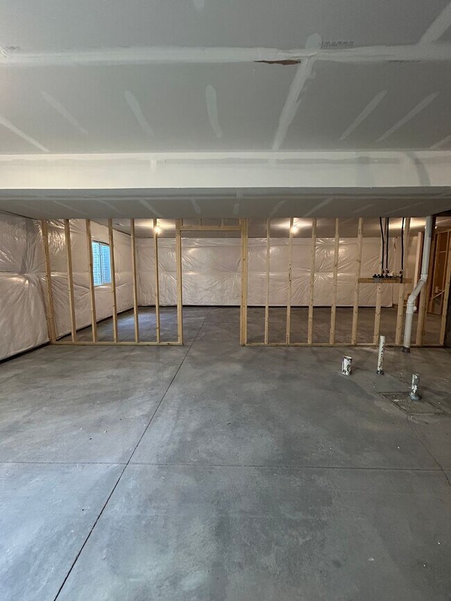 Building Photo - Your Dream Home Awaits in Gretna, NE!