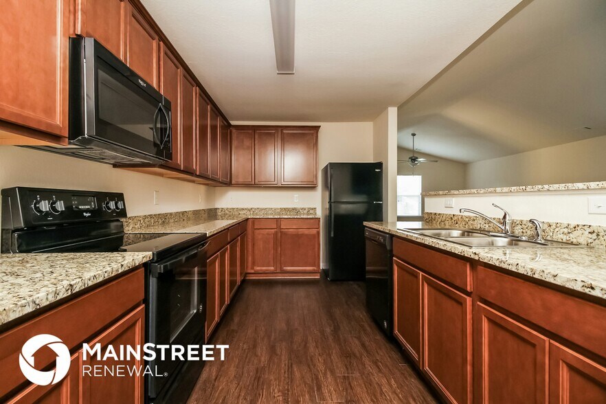 Building Photo - 2613 Stinger Dr