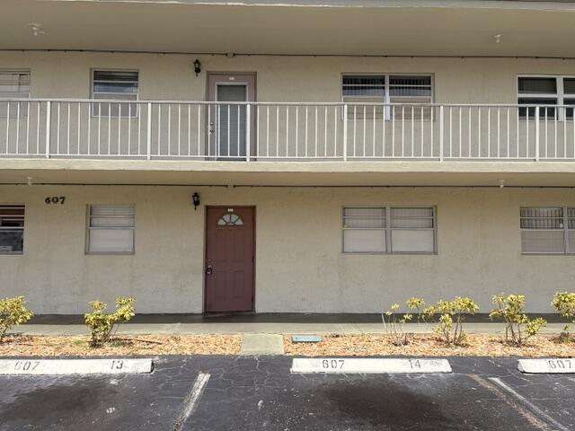 Building Photo - 607 S State Rd 7