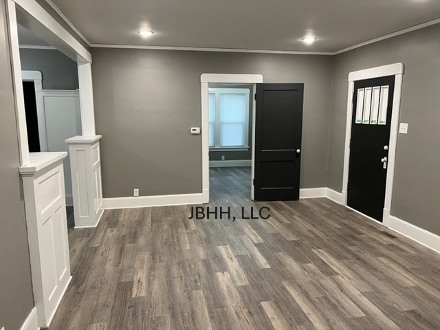 Building Photo - 2821 N Avalon Pl