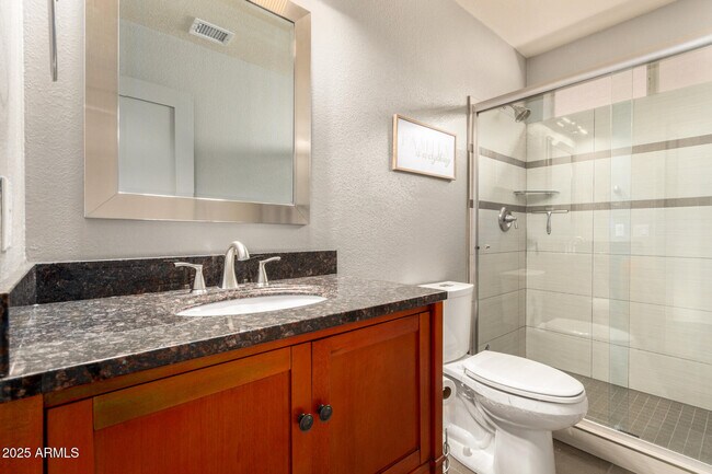 Building Photo - 9637 E Sundune Dr