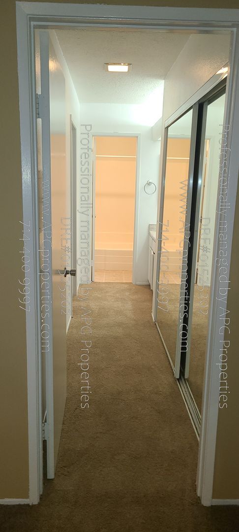 Building Photo - 1311 Caminito Gabaldon