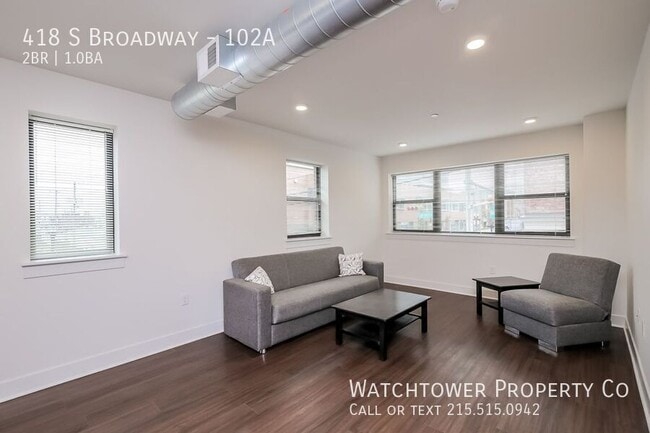 Building Photo - 418 S Broadway-102A