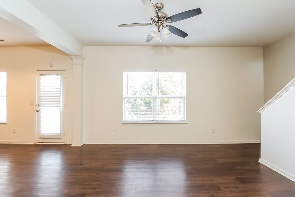 Building Photo - 8504 Old Potters Rd