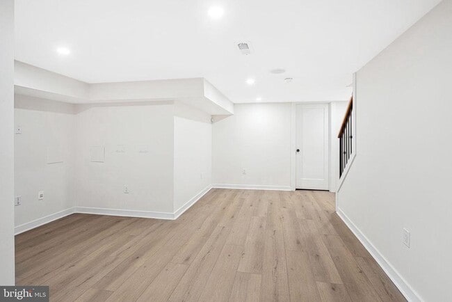 Building Photo - 6317 Baynton St
