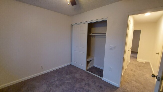 Building Photo - 1540 Ivycreek Cir