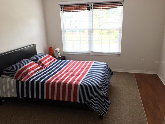 Building Photo - 10040 Crystalline Ct