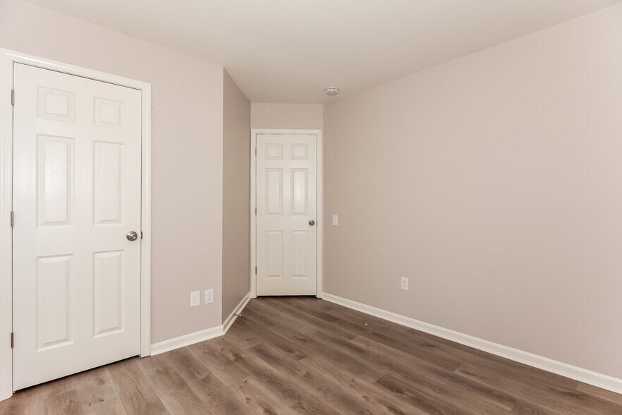 Building Photo - 7350 Balancing Rock Ct