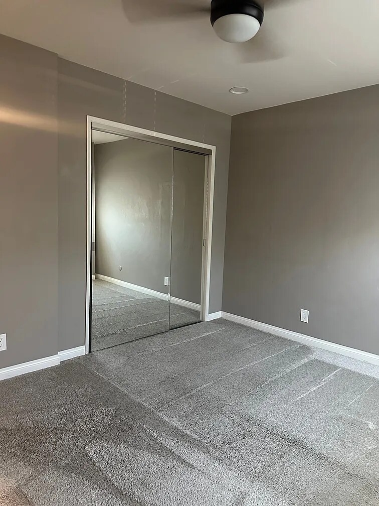 Building Photo - 4672 Edenvale Ave