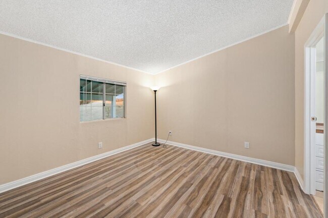 Building Photo - 45433 Witten Dr