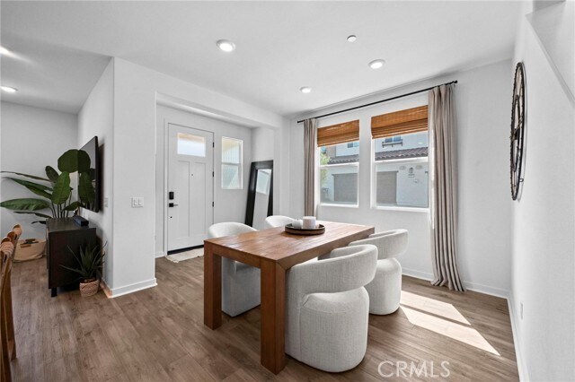 Building Photo - 3959 Lavine Wy