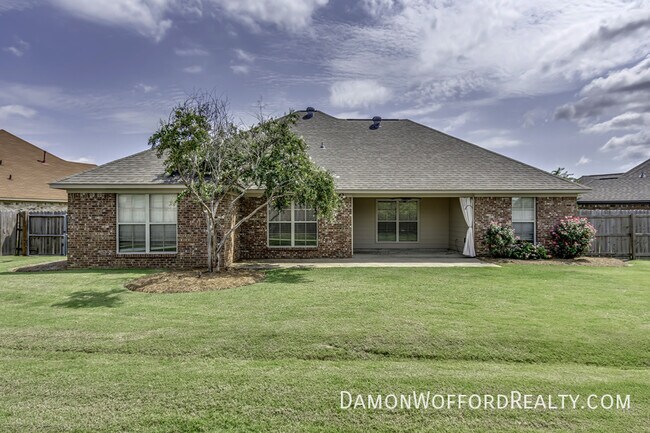 Building Photo - 107 Emery Drive