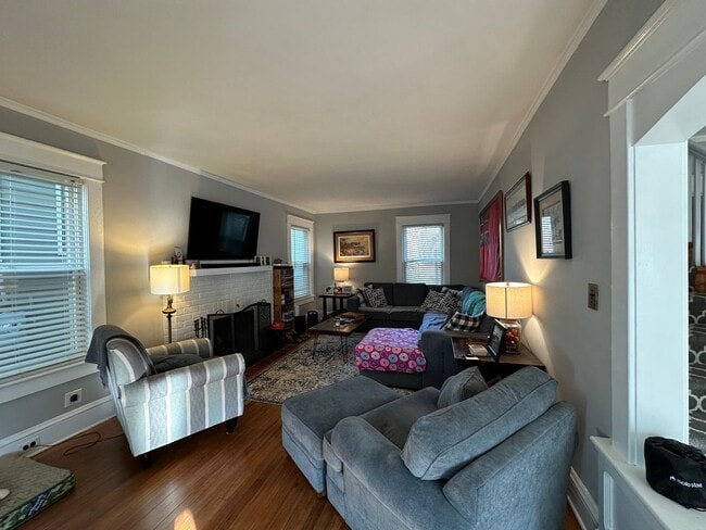 Building Photo - Traditional 2-Story Colonial