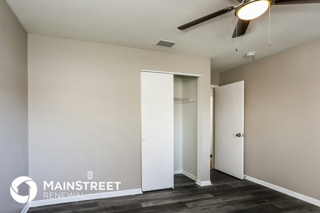 Building Photo - 2902 Forest Cir