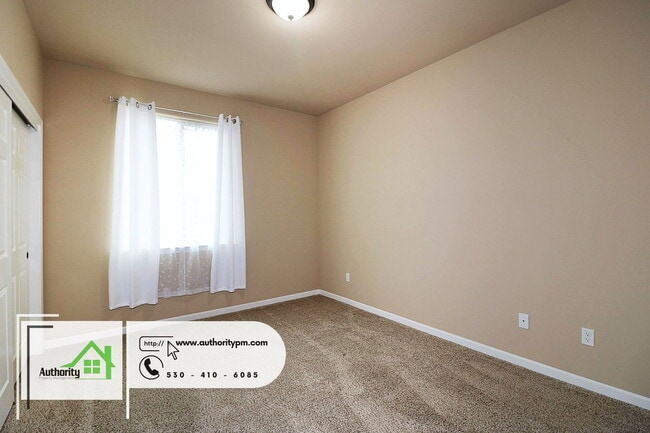 Building Photo - 3550 Cazadero Wy