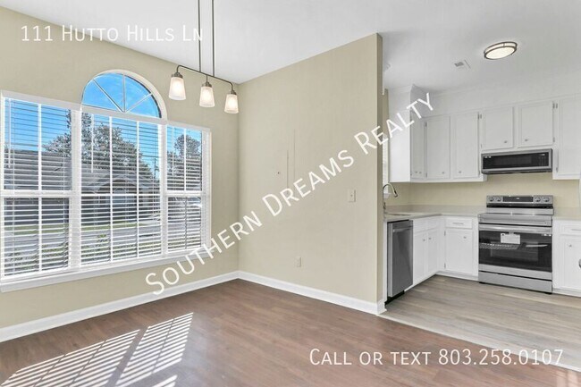 Building Photo - 111 Hutto Hill