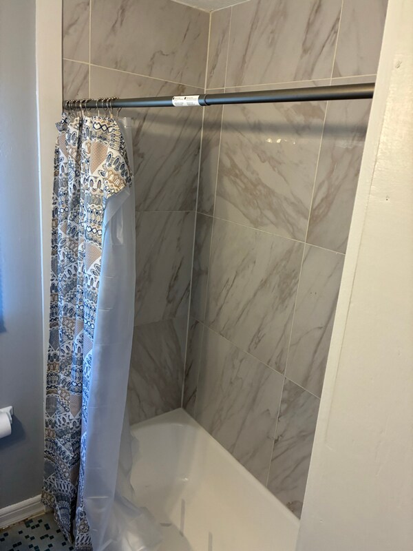 Building Photo - 4584 Park St