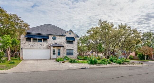 Primary Photo - Recently Rehabbed Spacious Two Story in Convenient and Popular Huntington Place