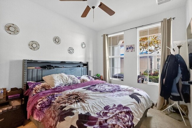 Building Photo - 2705 SW 119th Way