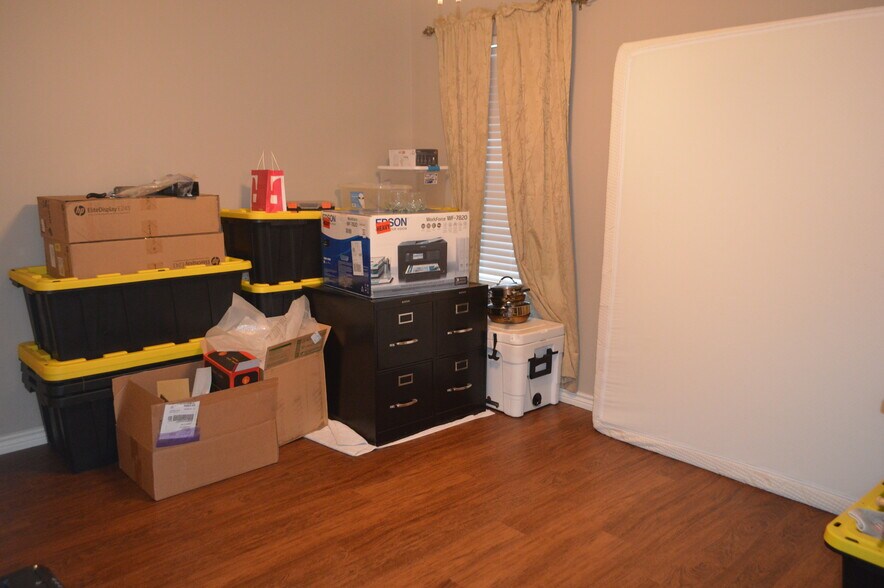 Building Photo - 1603 Margaret Ln