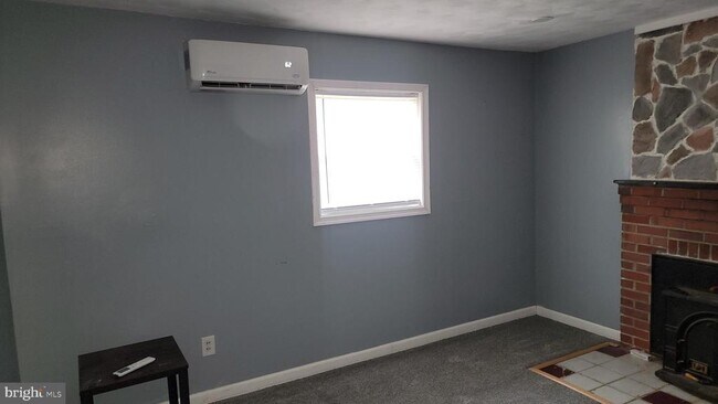 Building Photo - 22719 Lagoon Dr