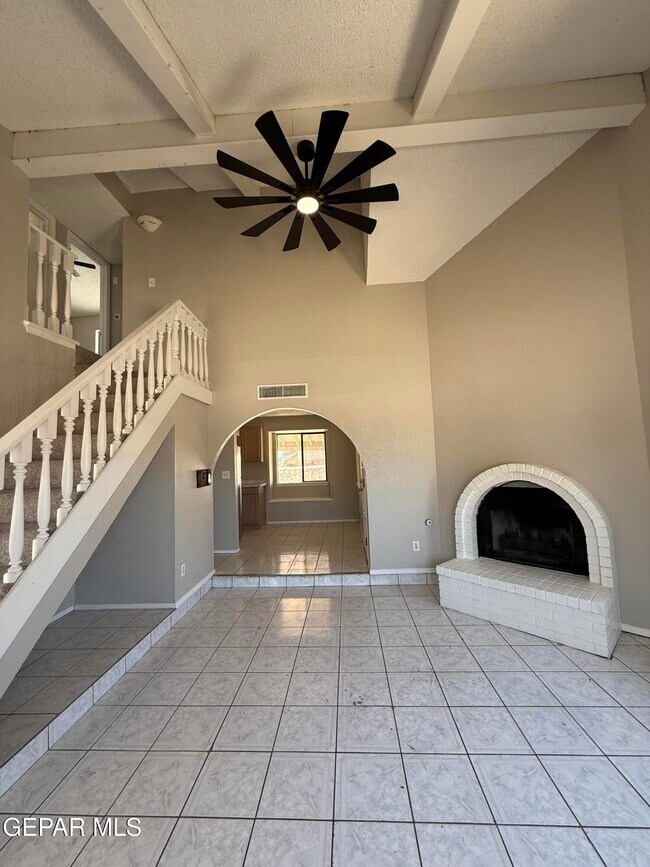 Building Photo - 11708 Sierra Azul Dr