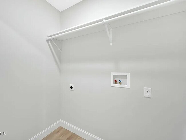 Building Photo - New 4BR/3.5BA Townhome in Meadowview – Modern Living in a Peaceful Historic Setting Near Emory & ...