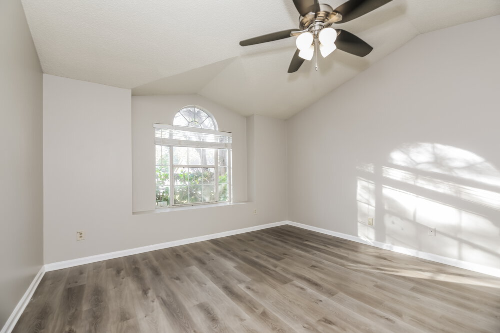 Building Photo - 1731 Chandelier Cir W